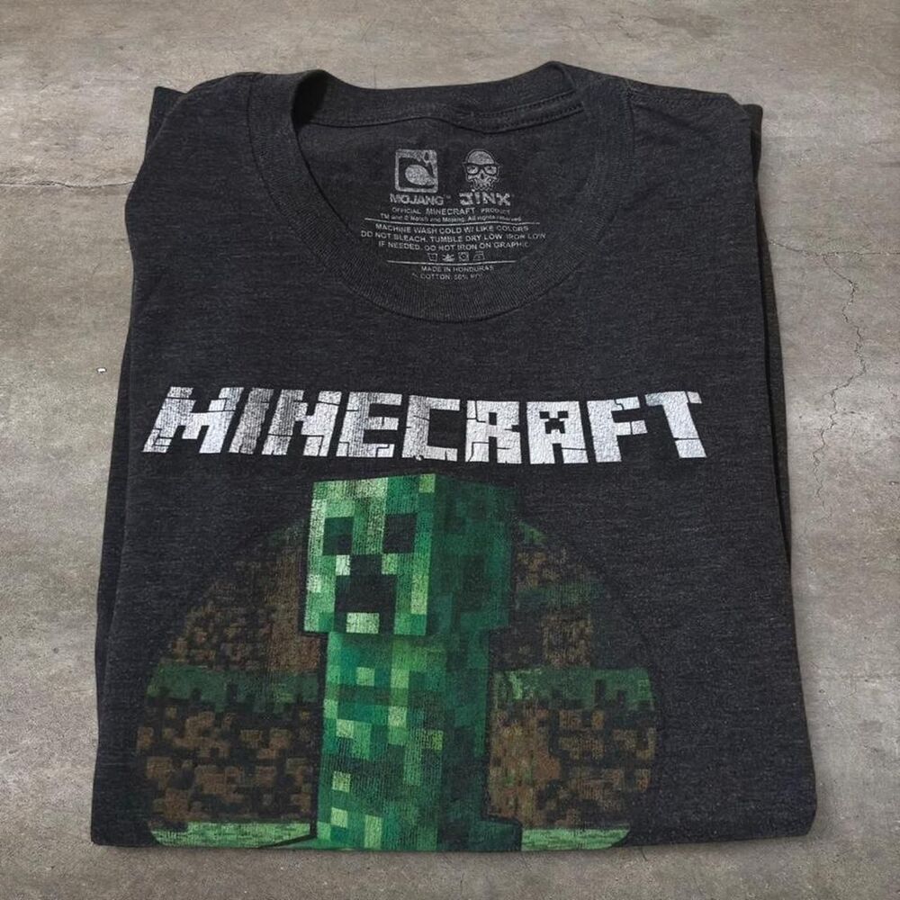 Minecraft Men's Grey and Black T-shirt